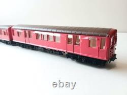 00 gauge RTR London Transport CO/CP Stock three car set