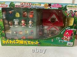 Animal Crossing WakuWaku Two Story House Set TAKARA Figure From Japan Japanese