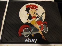 Betty Boop Rubber Car Floor Mats Rear Set of two Collectible