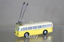 EHEIM 102BS YELLOW TROLLEY BUS SET BOXED of