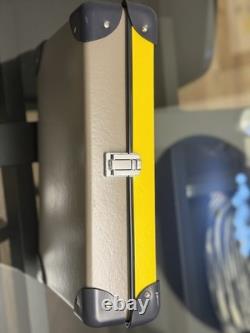 Globe-Trotter Centenary Poker Set