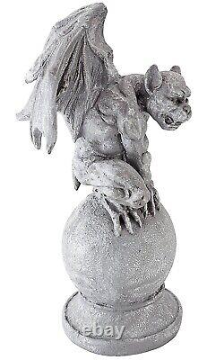 Halloween prop decor Set of Two Malicious Gargoyle Statues (a)