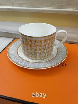 Hermes Mosaique au 24 Platinum Gold Porcelain Coffee Tea Cup Saucer Set of 2 Two