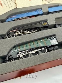 Hornby OO LNER A4 Sir Ralph Wedgwood Collection Ltd Ed Set of 3 & Certificates