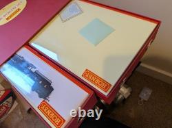 Hornby R1066 USED The Boxed Set LMS 8F No. 84453 plus 3 Pulman Coaches, Track, Co