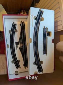 Hornby R1066 USED The Boxed Set LMS 8F No. 84453 plus 3 Pulman Coaches, Track, Co