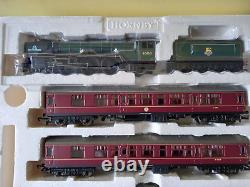 Hornby Railways Boxed Set TORNADO EXPRESS A1 Loco + 3 Coaches ideal Xmas present