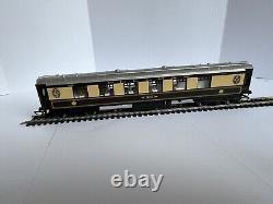 Hornby Tornado Pullman Express R1169 Train Set 60163