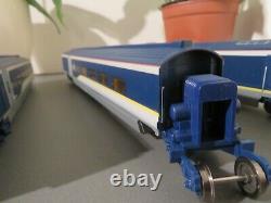Hornby ex eurostar train set, drive car, dummy and and two centre coaches