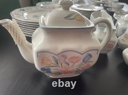 Johnson Brothers RARE Sheringham 72 pieces vintage collection