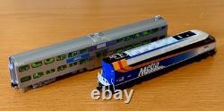 Kato USA 106-8701 MP36PH Metra bi-level commuter train starter set, new, N Scale