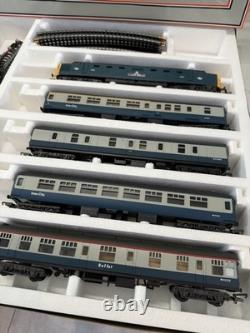 LIMA DE LUXE INTERCITY LOCOMOTIVES COACHES WAGONS JOB LOT 00 GAUGE Train Set