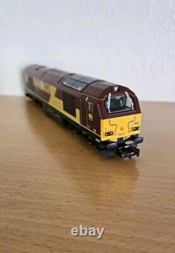 LIMA OO Gauge L149619 Set Class 67025 EWS & 3 Ex RES Mk1 NKA GUV Coaches Parcels