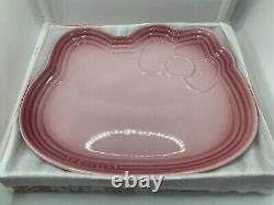 Le Creuset Hello Kitty Plate Set Of Two Plates Sanrio Rare Japan Special Edition