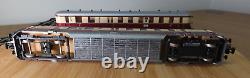 Liliput 125 02 HO gauge DR VT 137 diesel railcar two car set in red & cream