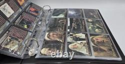 Lord Of The Rings The Two Towers UPDATE Edition Trading Cards & Binder Topps