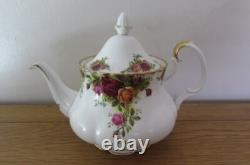 Lovely Royal Albert Old Country Roses 10 Piece TEA FOR TWO SET (893)