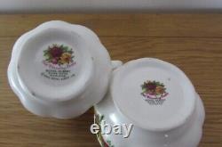 Lovely Royal Albert Old Country Roses 10 Piece TEA FOR TWO SET (893)