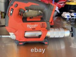MILWAUKEE TOOLS 2646-20 (P21029293) with Two Batteries And Charger? Used Twice