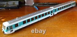 Marklin 3576 HO gauge DB BR 628 two car DMU set in grey with green stripe livery