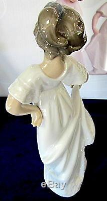 New Nao By Lladro #7019 Pretty And Shy (set) Bnib Two Girls White Dress Save$ Fs