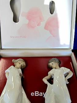 New Nao By Lladro #7019 Pretty And Shy (set) Bnib Two Girls White Dress Save$ Fs