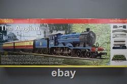 R1089 Hornby'The Anglian' Train Set B12 Locomotive, Two Coaches