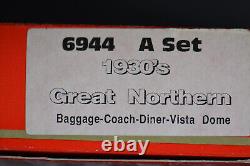 Rivarossi 6944 A Set 1930's Great Northern HO Coach Set Baggage Diner Vista Dome