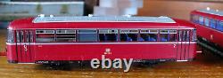 Roco 43045 HO gauge DB Class VT98 / BR 795 & 998 railbus set in red livery