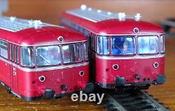 Roco 43045 HO gauge DB Class VT98 / BR 795 & 998 railbus set in red livery