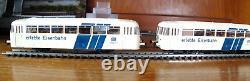 Roco 53045 HO gauge DB BR 798 railbus set in DB 150 livery