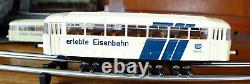 Roco 53045 HO gauge DB BR 798 railbus set in DB 150 livery