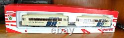 Roco 53045 HO gauge DB BR 798 railbus set in DB 150 livery