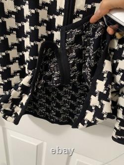 ST. JOHN COLLECTION Two Piece Suit Sz 14 Zip Front Knit Blazer Flared Skirt