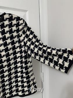 ST. JOHN COLLECTION Two Piece Suit Sz 14 Zip Front Knit Blazer Flared Skirt