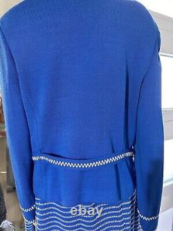 ST. JOHN Collection Beautiful 2 Piece Royal Blue Withwhite Womens Suit Size 12/14