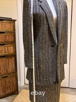 ST. JOHN Collection By Marie Gray 2 PC Skirt Suit Set Size 8/10