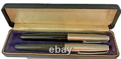 Set of two Parker 51 Aeromatic Black Resin Fountain Pens