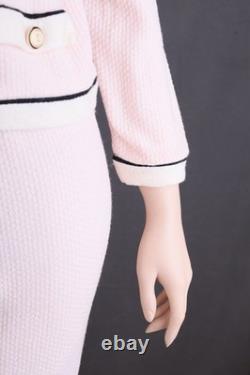 St. John COLLECTION TEXTURED KNIT 2pc SUIT, JACKET+SKIRT, SIZE 6, PINK/WHITE, CHIC