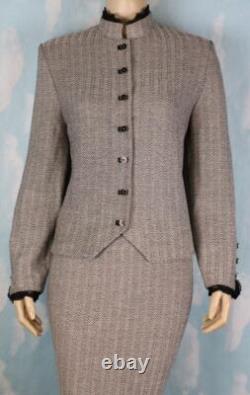 St. John Collection Knits Black Cream Jacket Skirt L 12 14 2pc Suit Lace Trim