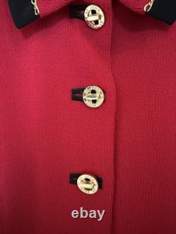 St. John Collection Red Santana Knit Suit 2Pc Skirt Set Gold Chain Trim Sz 4