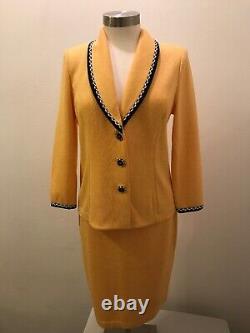 St. John Collection Santana Knit Women's 2 Piece Set Yellow Jacket and Skirt