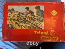 TRIANG R3B TRAIN SET VERY RARE Large Oval Green Princess Elizabeth G. C