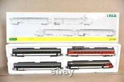 TRIX 23390 SBB CFF SET of 4 STANDARD DESIGN EXPRESS COACH with CONTROL CAR om