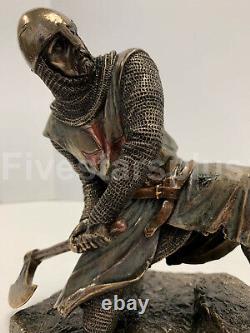 TWO Knights Templar On Stairs Death Match Battle Statue Sculpture Set of two