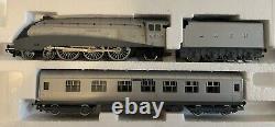 Two Limited Edition Hornsby Train Sets Silver Jubilee & Flying Scotsman