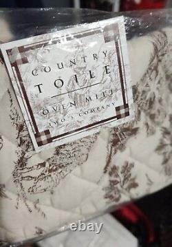 Two's Company Country Toile Kitchen & Dining Set Tablecloth, Placemats, Napkin