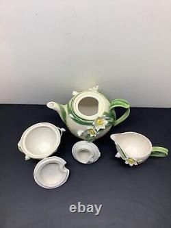 Two's Company Garden Party Narcissus Teapot WithSugar & Creamer Lids NOS