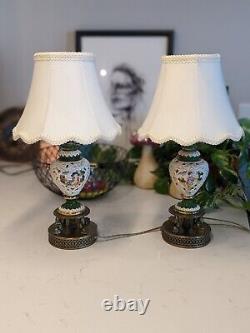 Vintage Porcelain Capodimonte Italian Courtiers Boudoir Lamps Set Of Two 2 Pair