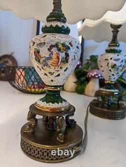 Vintage Porcelain Capodimonte Italian Courtiers Boudoir Lamps Set Of Two 2 Pair